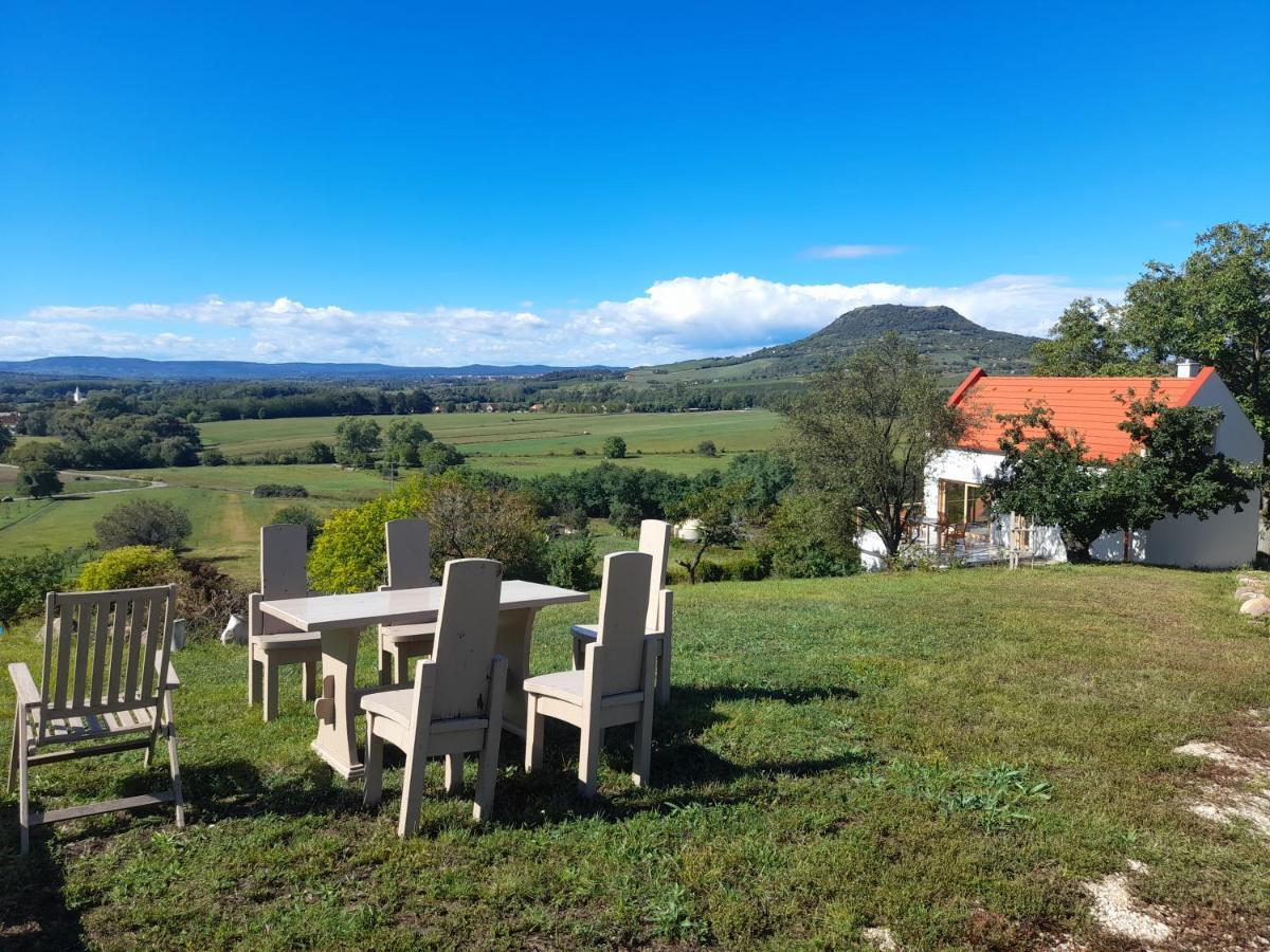 Baloveon Birtok Kaptalantoti Bagian luar foto